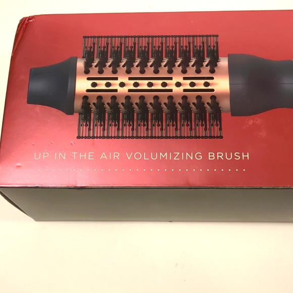 Up in the Air Volumizing Brush NWOT - Picture 2 of 9